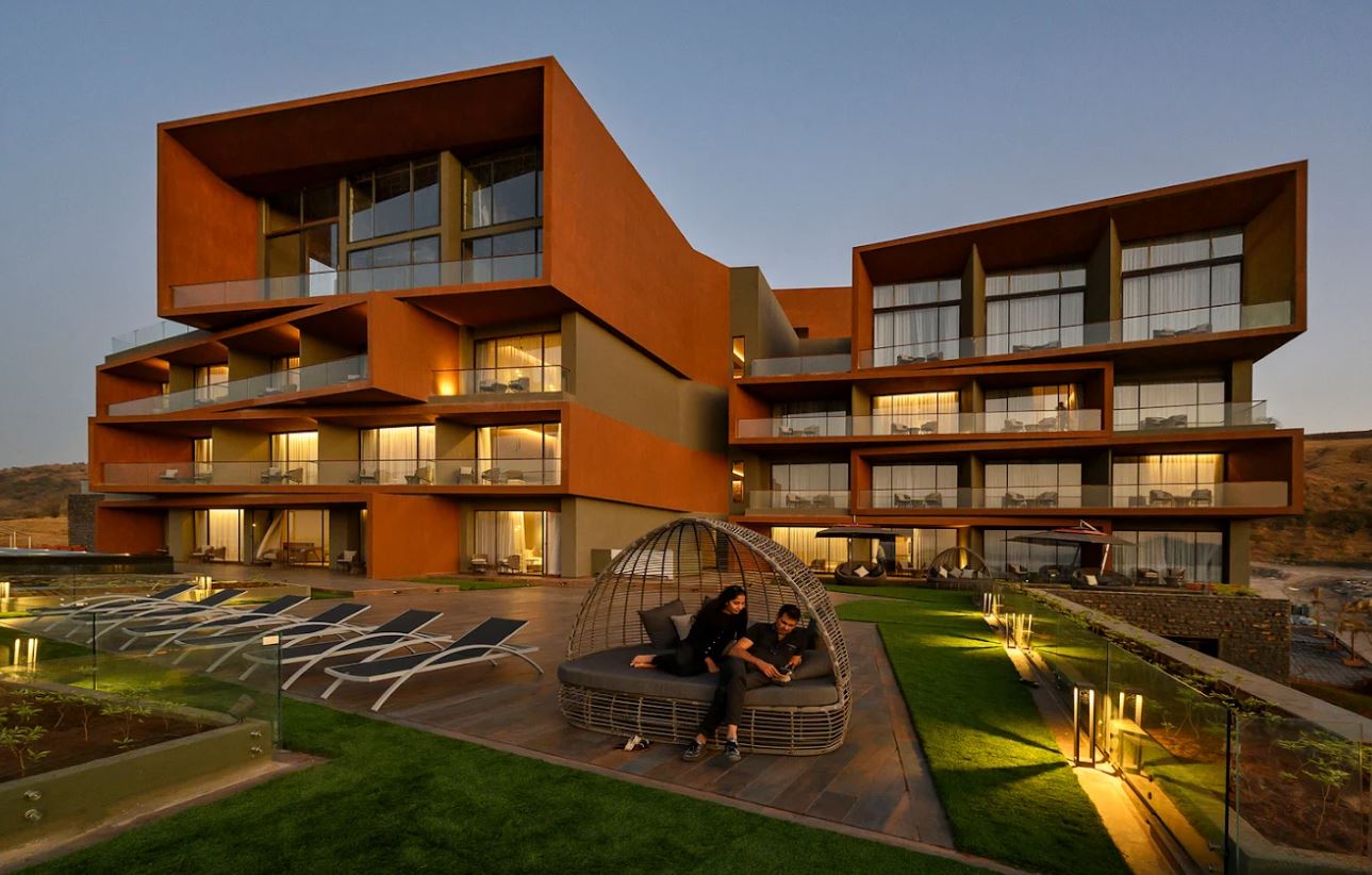 Aria Resort & Spa