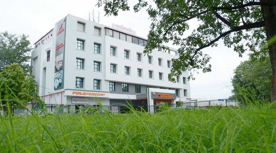 Max Hotels Prayagraj