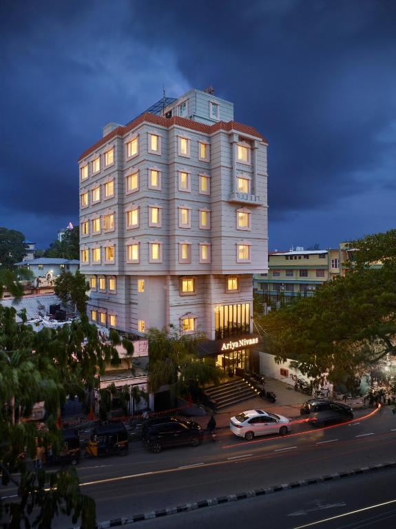 Ariya Nivaas