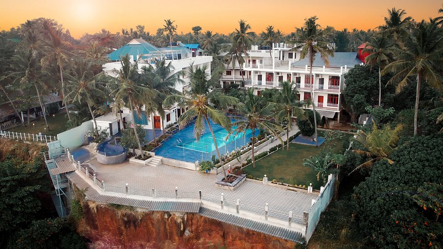 Skylar Seaview Beach Resort & Spa