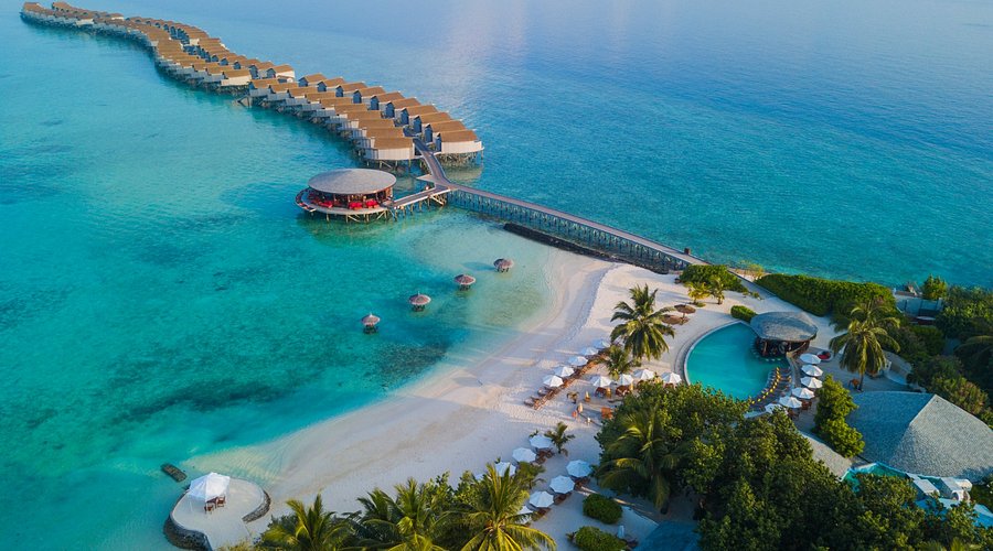 Centara Ras Fushi Resort & Spa