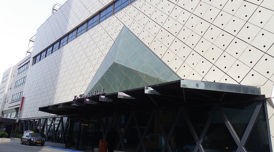 The Riverside Hotel, Seoul